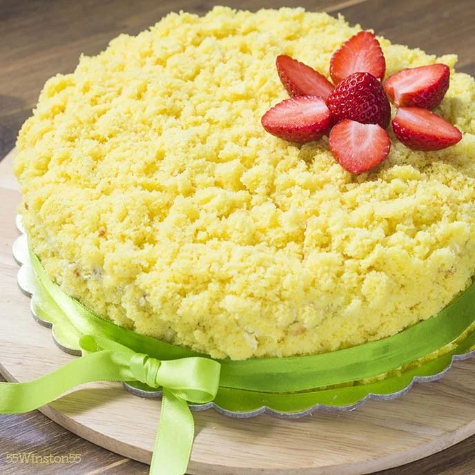 Torta mimosa alle fragole