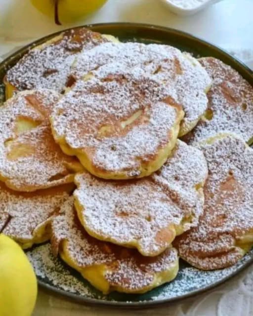 PANCAKE DI AVENA CON MELE