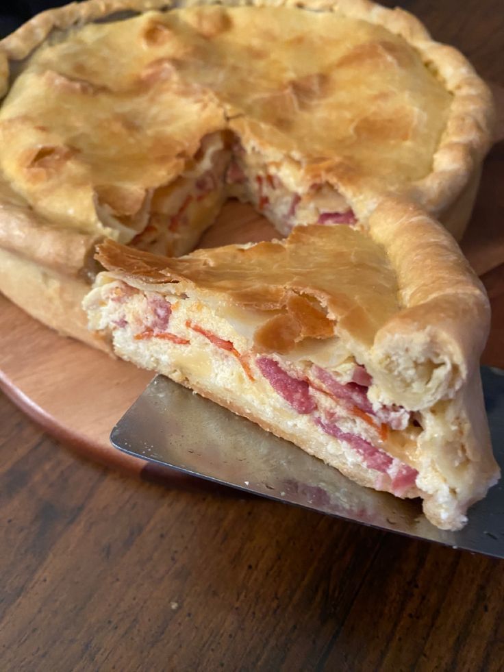 🥔 Torta Montanara – Ricetta Rustica Italiana con Patate, Funghi e Speck