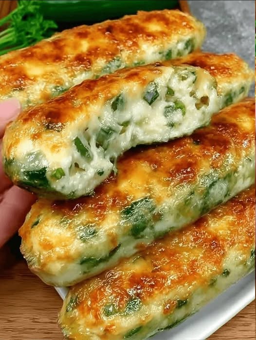 Bastoncini di zucchine al formaggio (oppure: Crocchette di zucchine e formaggio)