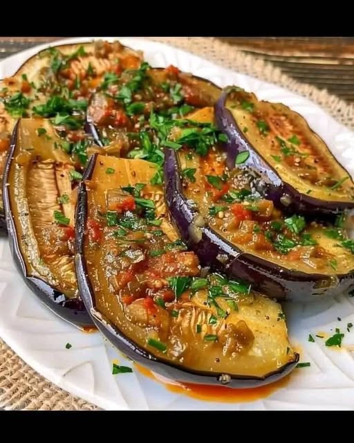Ricetta italiana di melanzane all aglio