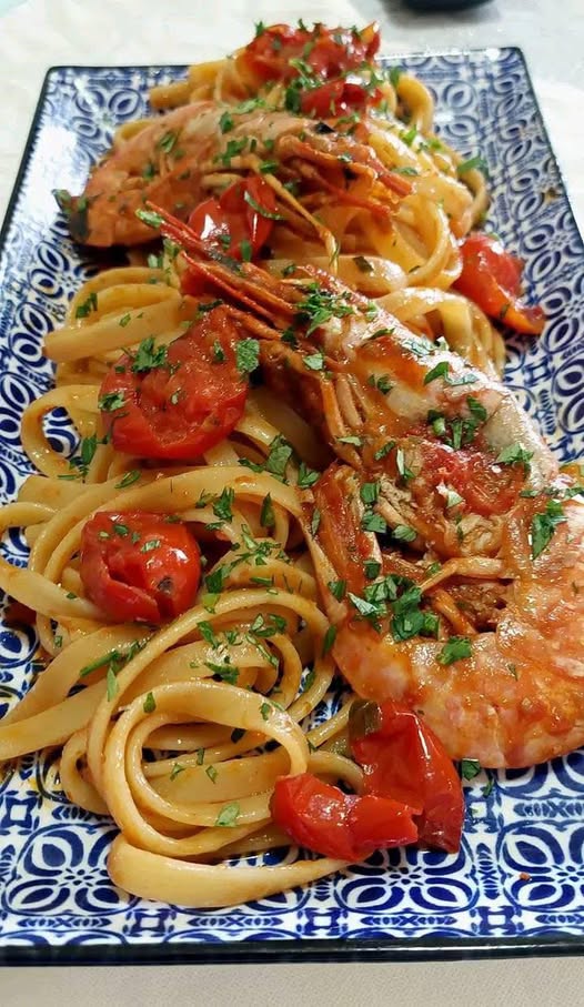 Linguine aglio olio e 2 pomodorini