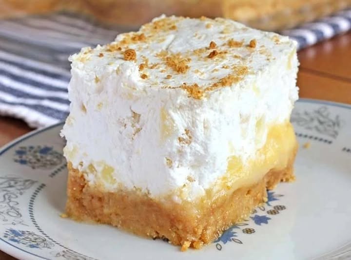 Quadretti al limone con crema