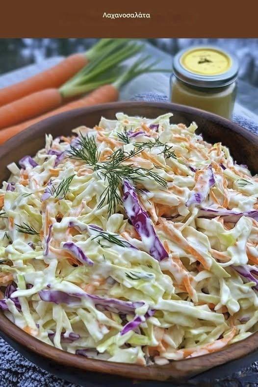 Mangio quest’insalata giorno e notte e sto perdendo peso velocemente. Ricette ipocaloriche, perfette per un pasto veloce. L’ho inviata a tutti coloro che mi hanno ringraziato.