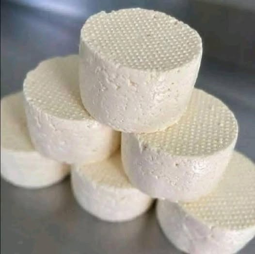 Formaggio fresco fatto in casa